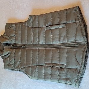 NWT Rue21 size M Green Vest